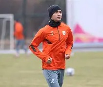 ayx爱游戏电竞-哪儿能看今晚成都蓉城对山东泰山的直播